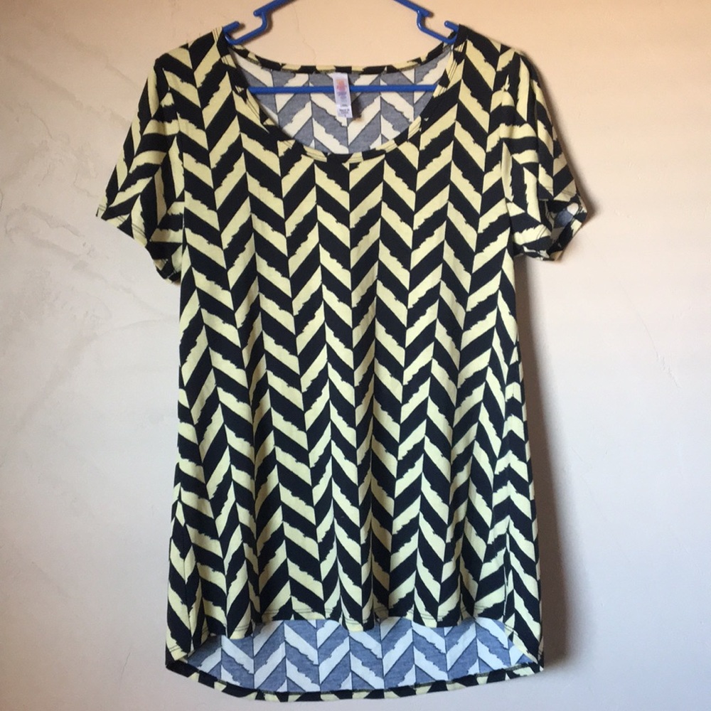 LuLaRoe Classic tee S